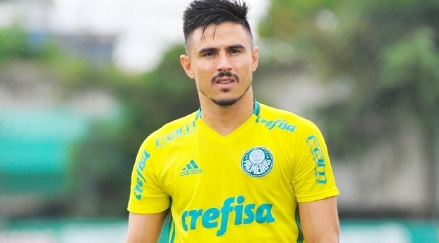 [Número de desfalques do Palmeiras para jogo contra o Vitória deve aumentar para quatro]