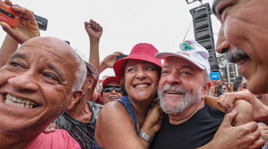 [PT vai organizar novas vaquinhas para bancar caravanas de Lula]