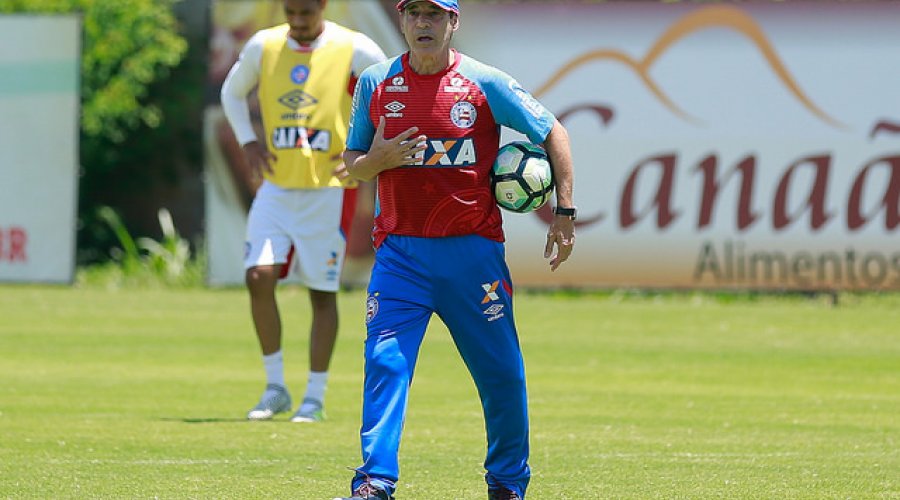 [Treinador Carpegiani afirma que ansiedade por vaga na Libertadores pode ter atrapalhado o Bahia]