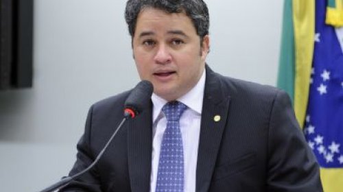 [Foro privilegiado: impunidade entre políticos pode diminuir em 2018, afirma relator]