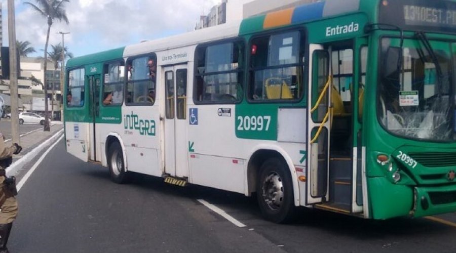 [Homem morre atropelado por ônibus no bairro de Ondina]