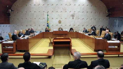 [STF tem 4 votos a 3 contra imunidade a deputados estaduais]