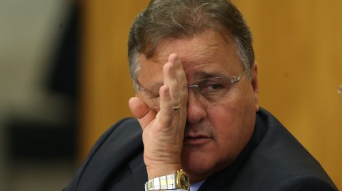 [Ministro determina bloqueio de 7 imóveis de Geddel em Salvador]