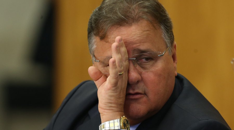 [Ministro determina bloqueio de 7 imóveis de Geddel em Salvador]