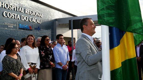 [Rui inaugura hospital no interior e ataca oposição]