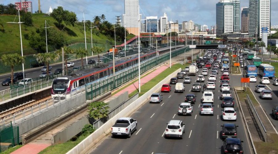 [Mega esquema: construtora confessa fraudes nas obras do metrô na Bahia ]