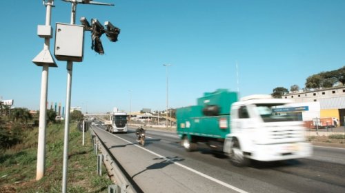 [Rodovias federais em todo país estão sem radar]