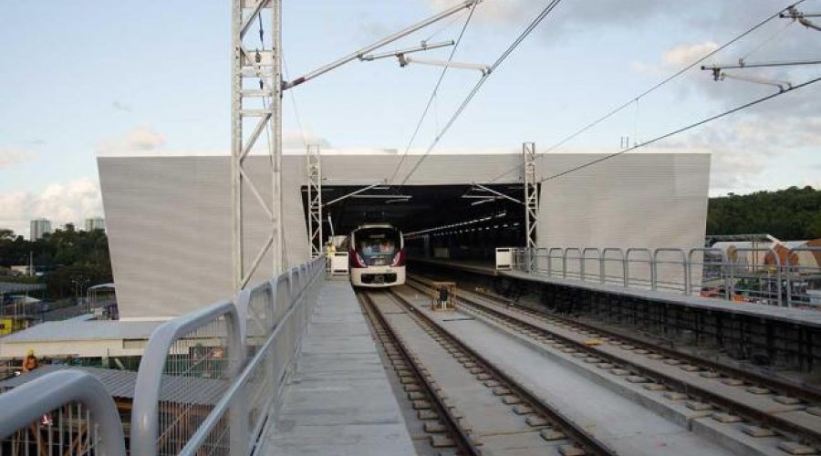 [Teste: Metrô fez primeira viagem Salvador/Lauro de Freitas nesta quinta (21)]