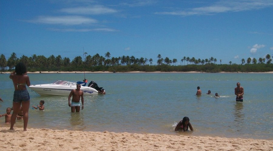 [Camaçari: homem morre após sofrer acidente com jet ski em Barra do Jacuípe]