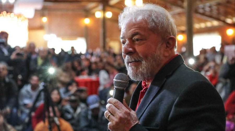 [PT confirmará candidatura de Lula um dia após julgamento]