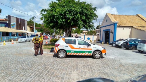 [Trânsito sofre alterações durante o Réveillon na Orla de Camaçari]