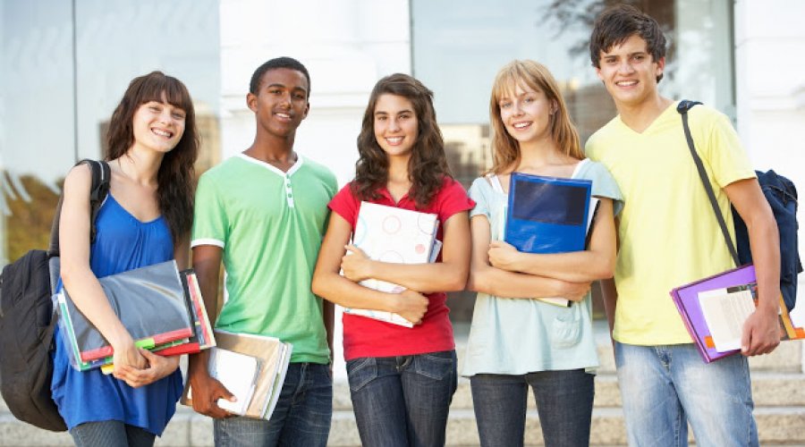 [Ensino Superior: Há bolsas de estudos disponíveis para Camaçari]