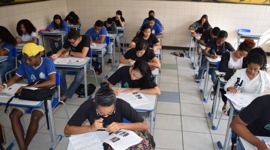 [Matrícula na rede estadual de ensino começa nesta terça (16) ]