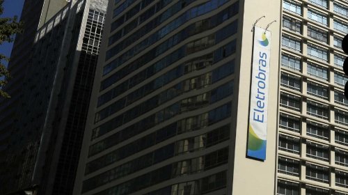 [Temer assina projeto de lei para privatizar Eletrobras]