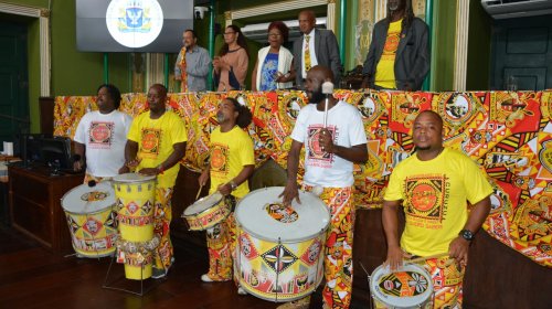 [Câmara celebra 45 anos de luta do bloco Ilê Aiyê]