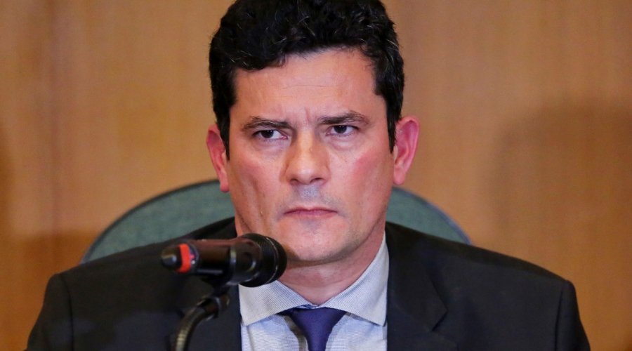 [Sérgio Moro pede exoneração do cargo de juiz; entenda]