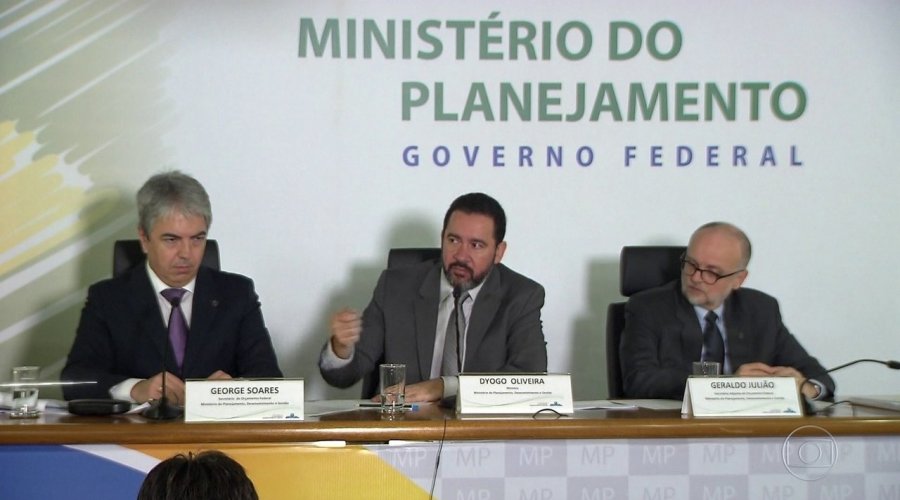 [Governo federal cortará R$ 2,3 bilhões no Orçamento]