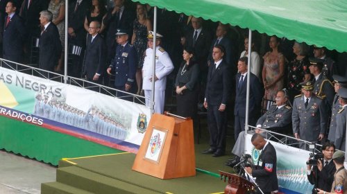 [Bolsonaro critica forma como europeus defendem meio ambiente e índios]