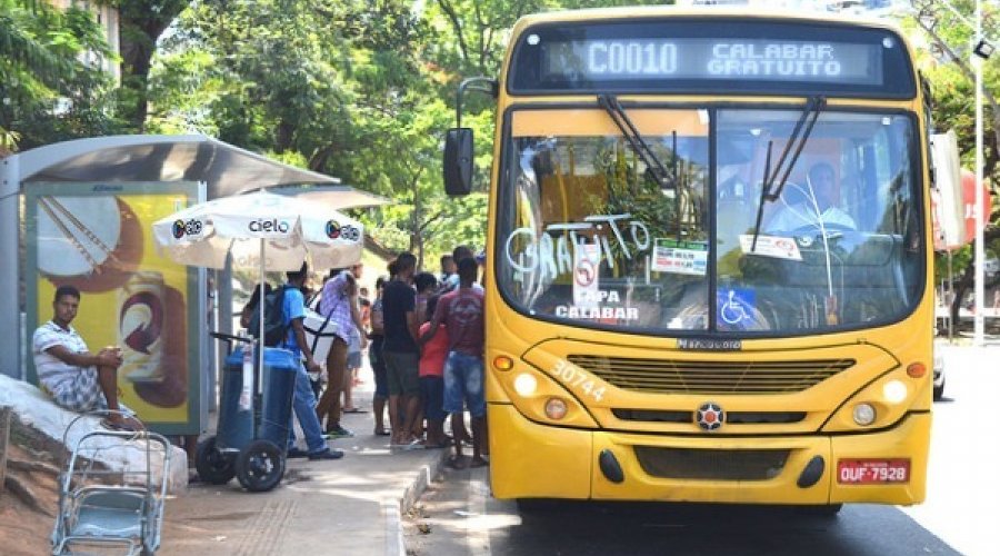 [Não esqueça: tarifa de ônibus fica mais cara a partir de 02 de janeiro 2019]