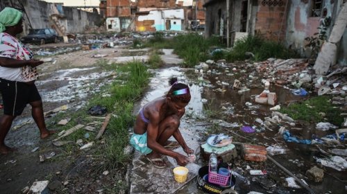 [Miséria: Nº de brasileiros em situação de pobreza extrema salta quase 2 milhões em 1 ano]