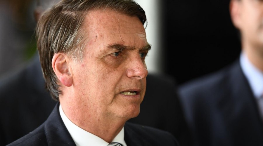 [“Se errei, irei arcar com responsabilidade”, diz Bolsonaro sobre empréstimo a ex-assessor]