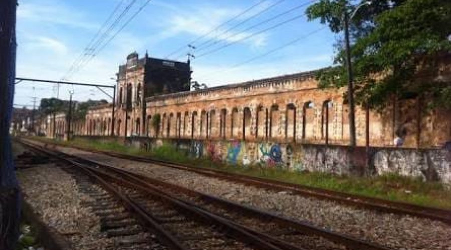 [Trens voltam a operar no subúrbio de Salvador]