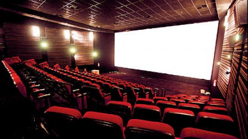 [Cinemas de Salvador serão obrigados a reservar sessão especial para crianças com autismo ]