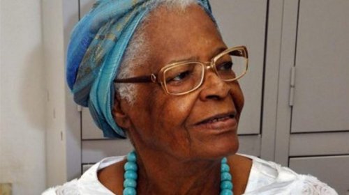 [Morre no Hospital Incar de Santo Antônio de Jesus, Mãe Stella de Oxóssi aos 93 anos]
