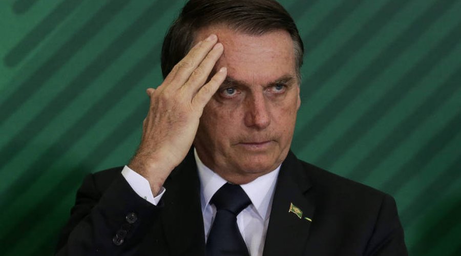 [Bolsonaro apaga publicação que dizia que 'era do indicado sem capacidade técnica acabou']