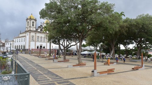[Obras na Colina Sagrada, no Bonfim, são entregues hoje(15)]