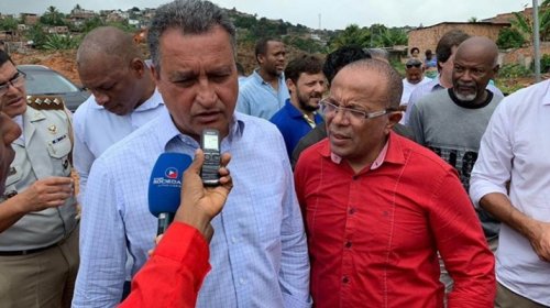 [Vereador acompanhou o governador Rui Costa no bairro de Nova Constituinte. “ São ações de dese...]