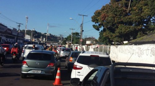 [Novela mexicana: Motoristas enfrentam espera de 3h30 para embarcar no ferry-boat nesta sexta(1...]