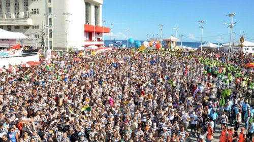 [Cade vai investigar exclusividade da venda de cerveja no Carnaval]