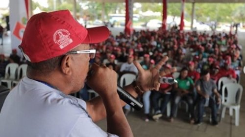 [“Somos mais de três décadas de luta histórica e do sonho da terra prometida”, diz Suíca em hom...]