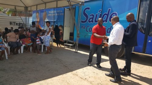[Vereador Suíca participa da Feira de Serviços em comemoração ao aniversário de Nova Constituin...]
