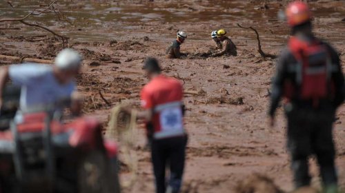 [Número de mortos sobe para 60 em Brumadinho]