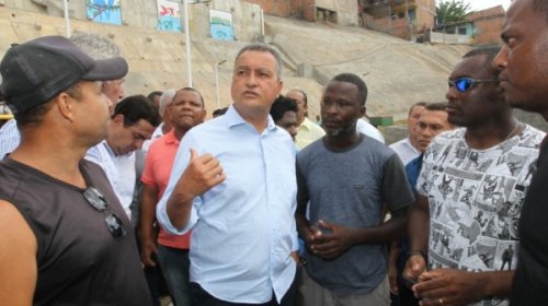 [Governador contenção de encosta em Boa Vista do Lobato]