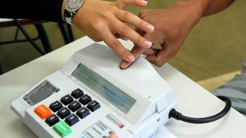 [400 mil eleitores ainda não realizaram o recadastramento biométrico na Bahia]