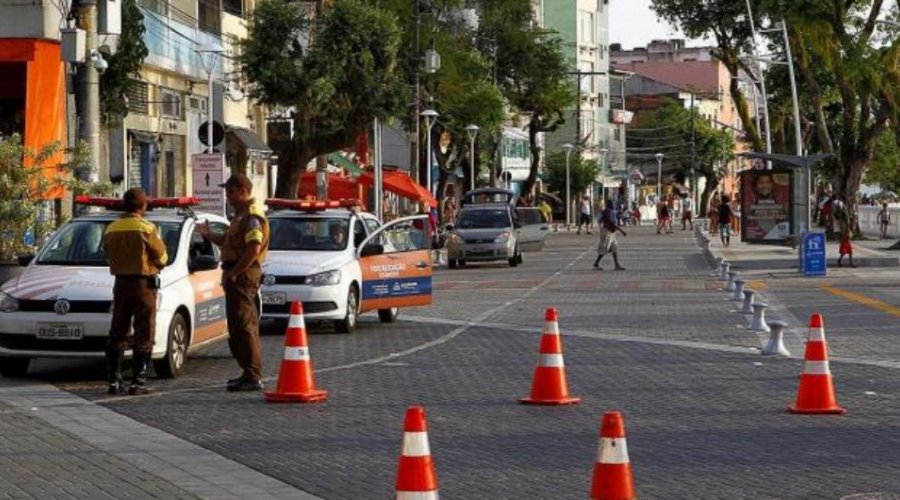 [Eventos alteram tráfego de veículos em diversos pontos em Salvador]