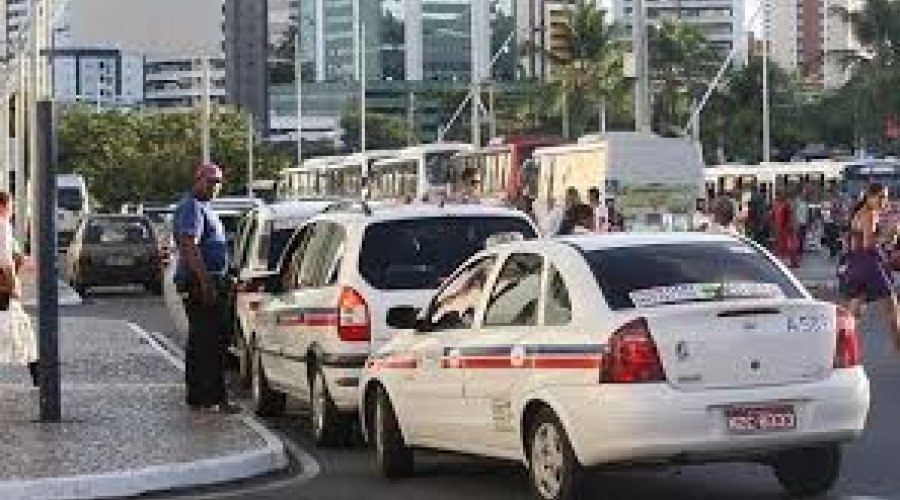 [App Mobtáxi : sistema operacional da prefeitura para taxistas deve sair em breve, afirma Fábio Mota]