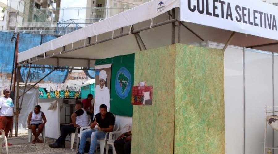 [Prefeitura contabiliza 100 toneladas de lixo reciclável coletadas no Carnaval]