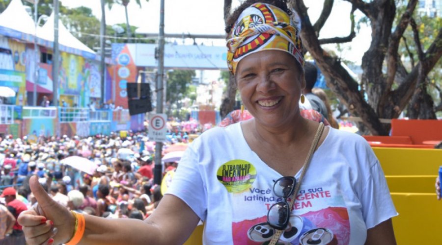 [Marta Rodrigues comemora primeiro Carnaval após criminalização do assédio sexual]