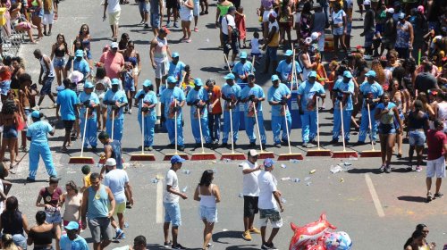 [Limpurb recolhe 1,1 mil toneladas de lixo no Carnaval]