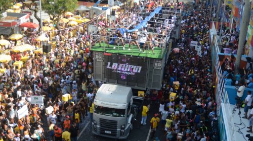 [Carnaval de Salvador é considerado o melhor da década]