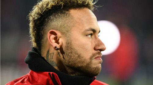 [Neymar assiste eliminação do seu time: se revolta e chama VAR de 