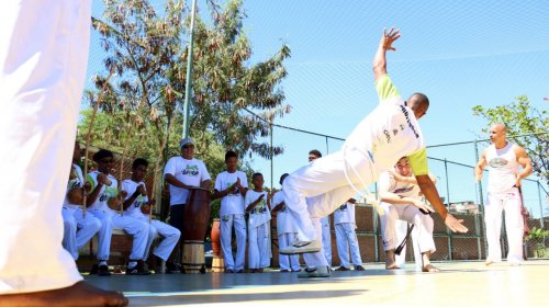 [Alunos de escolas municipais terão aula gratuita de capoeira]