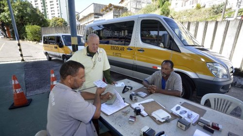 [Vistoria dos veículos de transporte escolar começa na segunda-feira (25)]