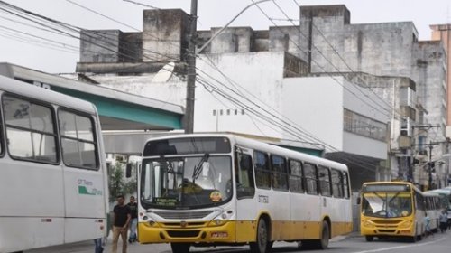 [Valor da passagem de ônibus será decidido na segunda-feira (25)]