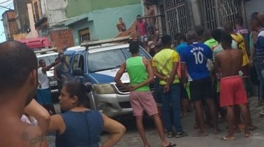 [Filho mata pai policial dentro de casa em São João do Cabrito]