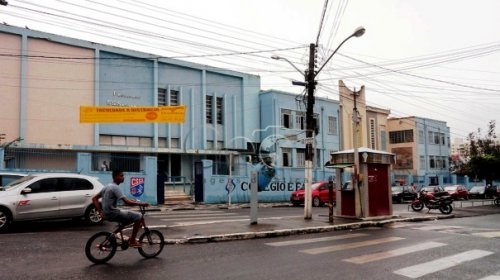 [Colégios baianos suspendem aulas após receber ameaça de ataque]